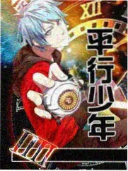 云海平台幕布与翻涌云层同高的放映现场,云海影院海拔两千四百米点位